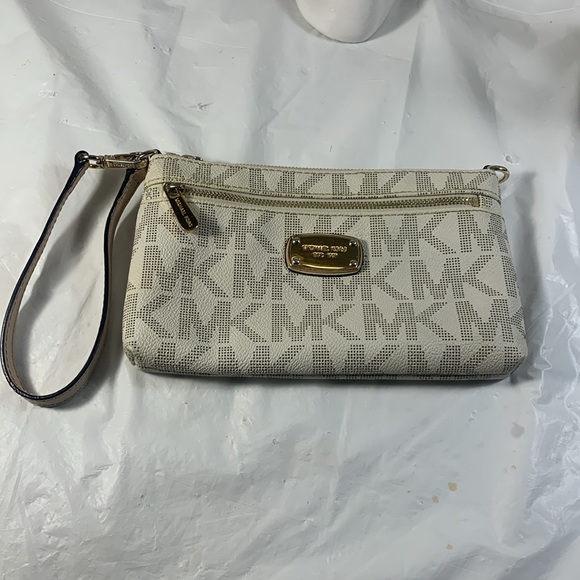 Michael Kors Women’s Beige Cant and Leather Jet Set Logo Wristlet Handbag Purse - Picture 1 of 8
